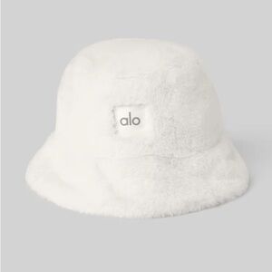 ALO Yoga Faux Fur Bucket Hat Ivory